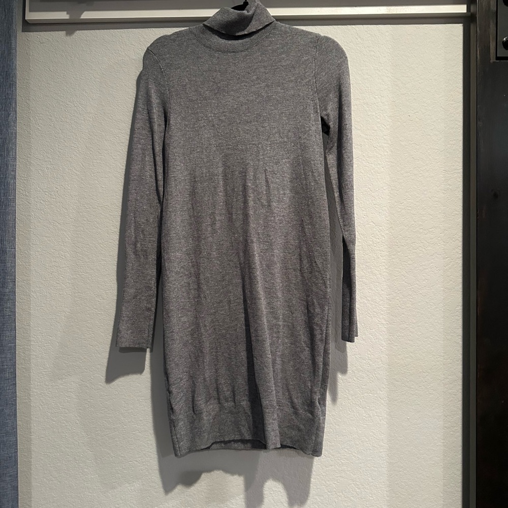 Express Gray Mini Dress Chic and Versatile